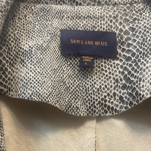 Skies Are Blue Snakeskin Drape Front Jacket – Size Large - Picture 7 of 11